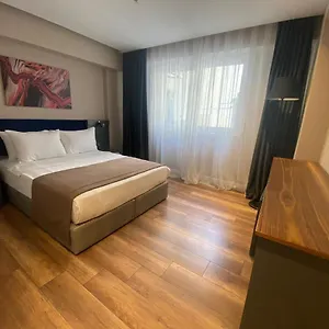 The Royals Hotel İzmir